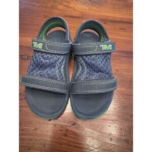 Teva Psyclone Toddler boys Sandal Navy/green size 9 EUC